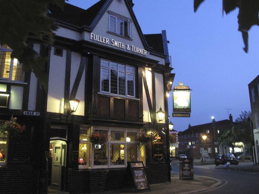 The Swan Inn Pub Isleworth Exterior foto